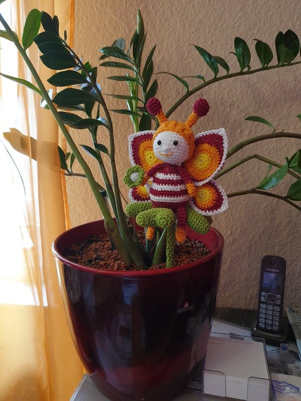 Glückbringer Schmetterling auf Herz Kleeblatt zum Muttertag Frühlingsdekoration Geschenk