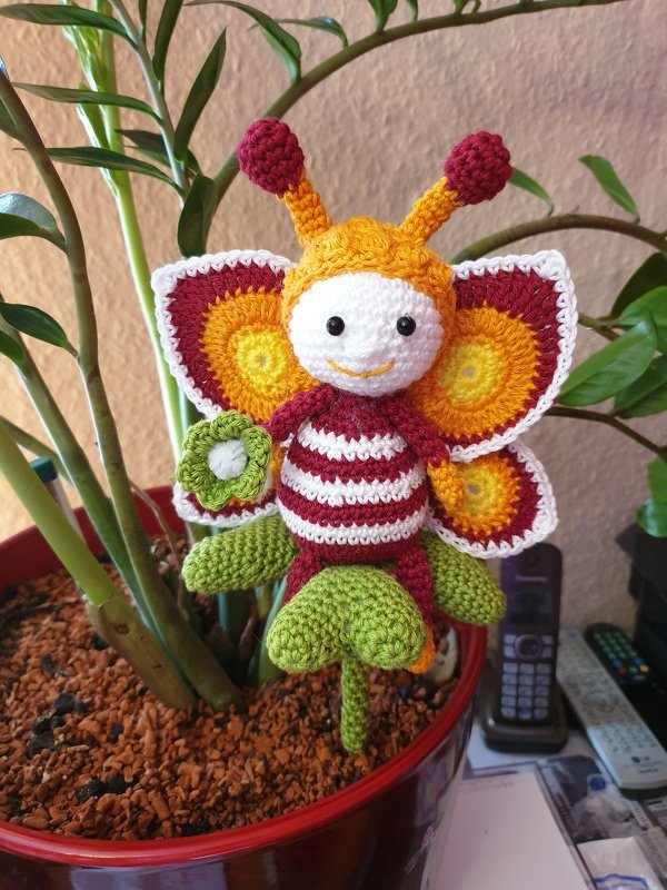 Glückbringer Schmetterling auf Herz Kleeblatt zum Muttertag Frühlingsdekoration Geschenk