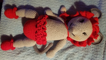 Gute Anleitung, leider hat es bei mir mit den beweglichen Armen/Beinen nicht geklappt.