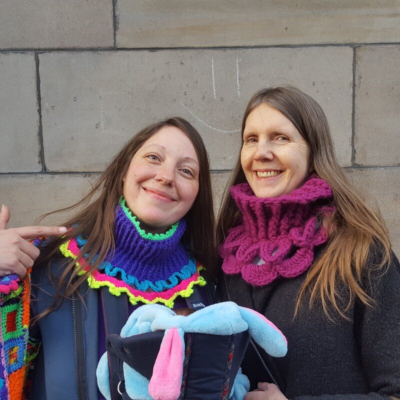 glitzernder Festtagskragen