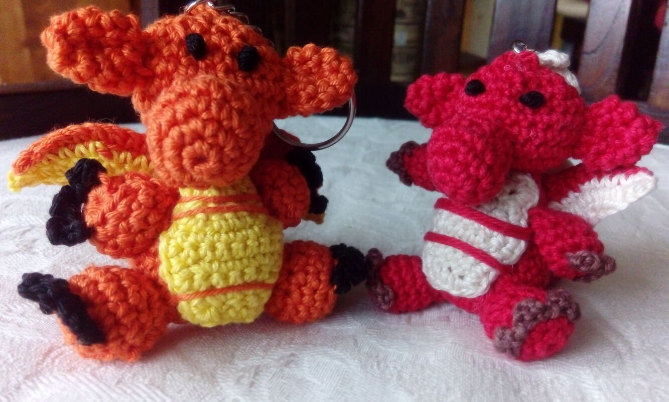 kleiner Glücksdrache - Drache - Schlüsselanhänger - Häkelanleitung