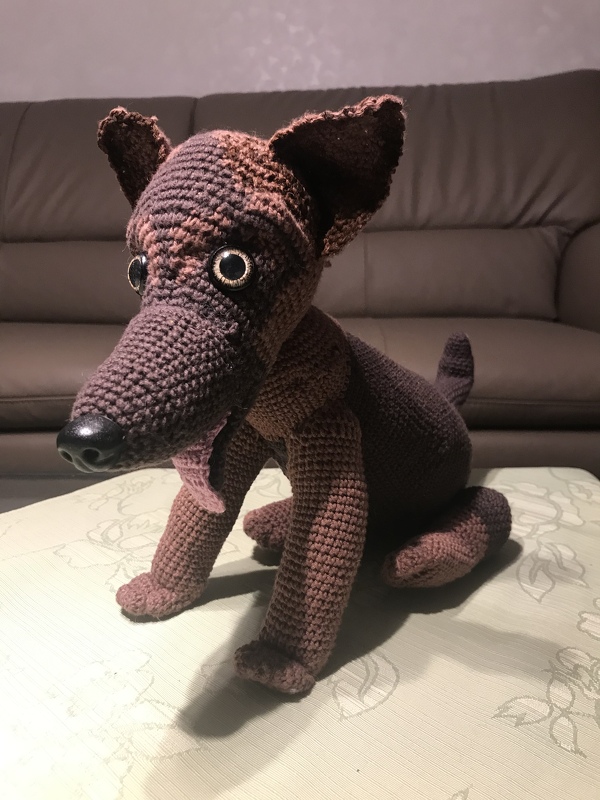 Schäferhund Rex Amigurumi Häkelanleitung