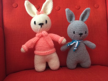 Und immer wieder sieht jedes Teil anders aus.... eine Superanleitung.... Danke an die Autoren