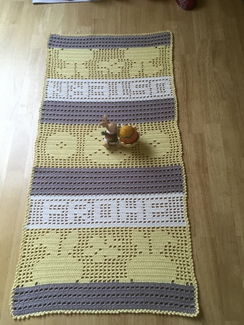 Tolle Anleitung. Super beschrieben, ging super ohne die Häkelschrift.  Habe gleich 2 gemacht, eine etwas kürzer.