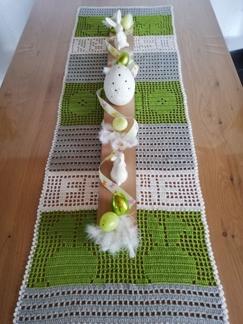 Schöner Läufer. Leicht zu häkeln