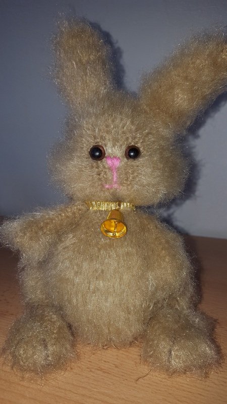 Hase Schlappohr zu Ostern Frühlingsdeko Osterhase