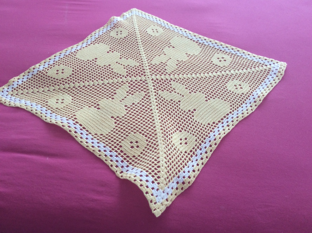 Häkeln / Mitteldecke / Frohe Ostern