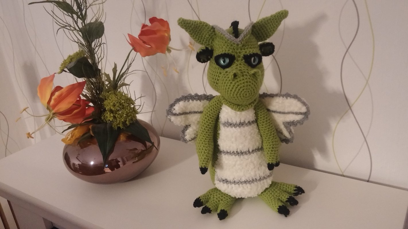 2 H&auml;kelanleitungen f&uuml;r Gabis Drachen Peppi, ca. 30 cm und Amadeus, ca. 50 cm