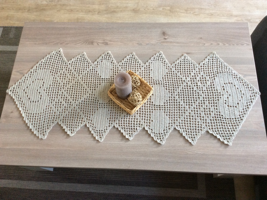 Häkeln / Tischläufer ZickeZacke / 2 Größen / 3 Motive