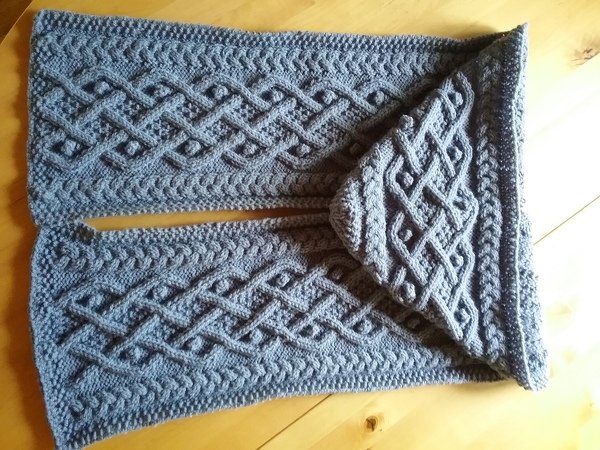 Kapuzenschal "Marit"