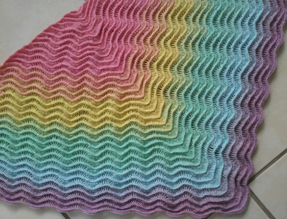 Häkelanleitung Dreieckstuch Glückswelle