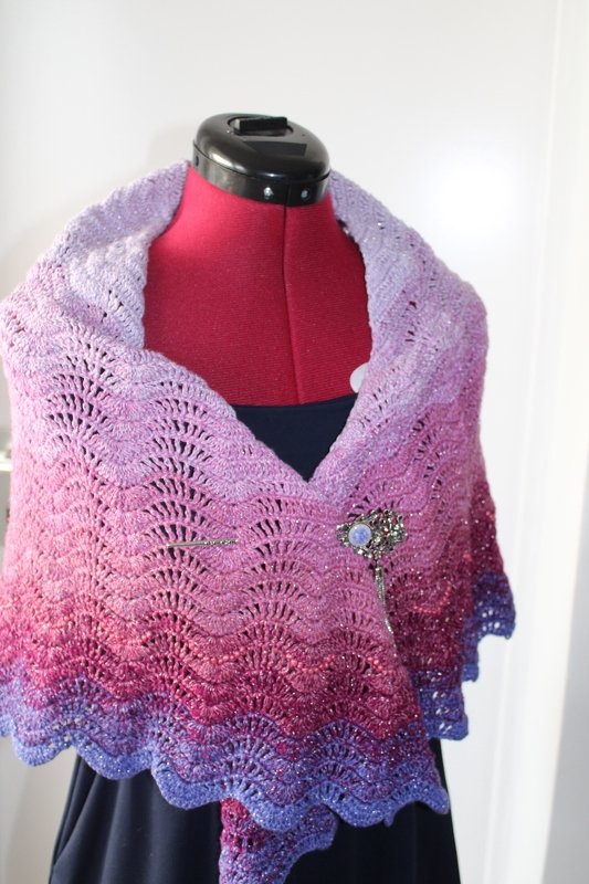 Häkelanleitung Dreieckstuch Glückswelle