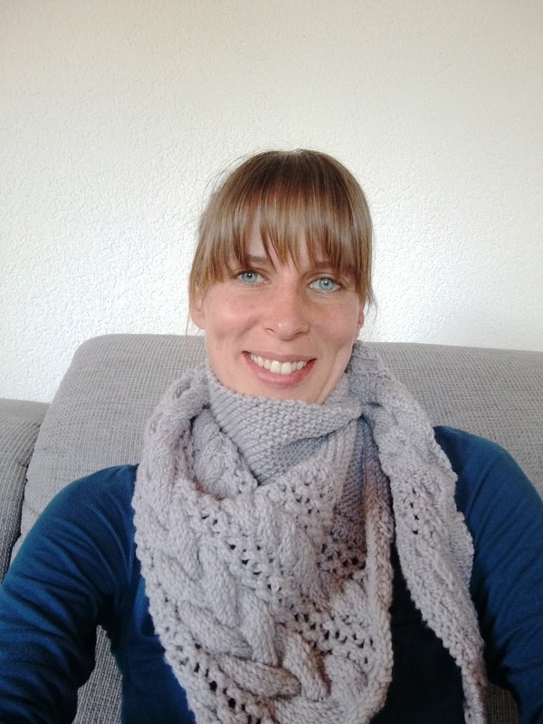 Knitting pattern shawl &quot;Cozy Winter&quot;