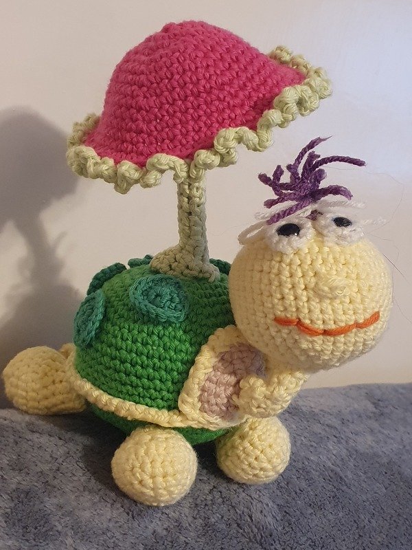 Turtle with umbrella -- Crochet Pattern by Haekelkeks®