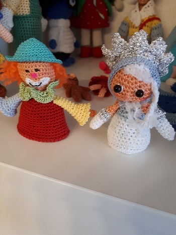 Super Anleitung, habe eine Mini-Version daraus gemacht, dient als Deko in ungewöhnlicher Gesellschaft