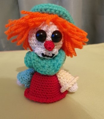 Fummelig,da es klei ist,aber durch die exakte Anleitung hinbekommen,Dankeschön