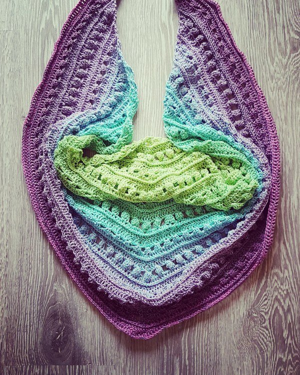 Crochet pattern Coron shawl