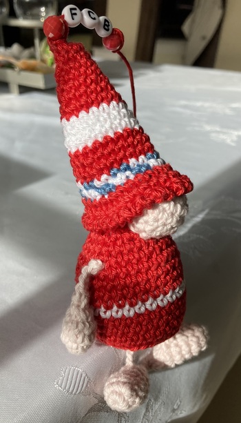 Die Anleitung ist einfach und der Wichtel schnell gemacht.