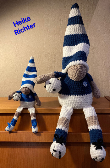 Zwei neue Wichtel haben das Licht der Welt erblickt. Für meinen Schalke verrückten Schwager.
Danke für diese tolle, leicht nachzuarbeitende Anleitung.