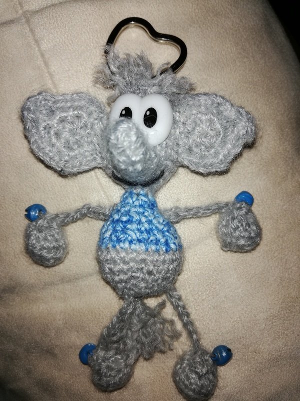 Glücksbringer Elefant groß - Schlüsselanhänger / Taschenbaumler - Häkelanleitung