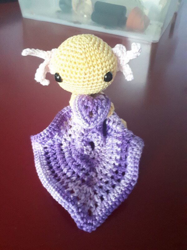 Häkelanleitung Axolotl mit Kuscheldecke