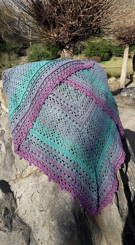 Häkelanleitung Tuch Thandi