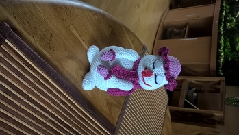 Es war eine super Anleitung...sehr gut beschrieben...es hat viel Spaß gemacht und das erste Teilchen ist zur Weihnachts/Deko fertig