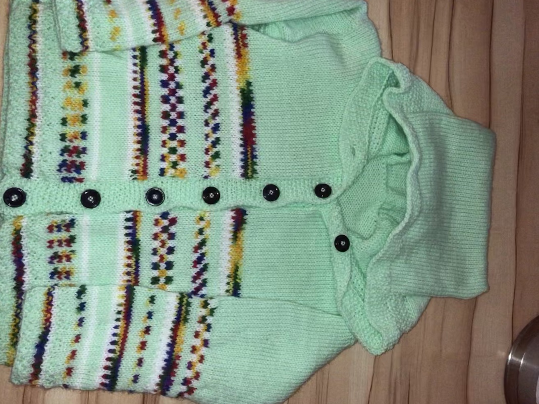 Strickanleitung_    Kapuzenjacke Gr. 62-92