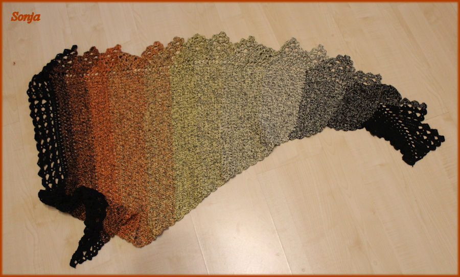 "Tormolino" der gehäkelte Drachenschwanz / Dreieckstuch