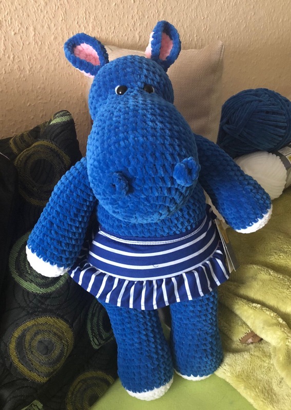 XXL Nilpferd 50 cm Hippo aus Chenillewolle