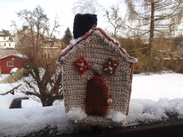 Häkelanleitung Lebkuchenhaus mit Beleuchtung