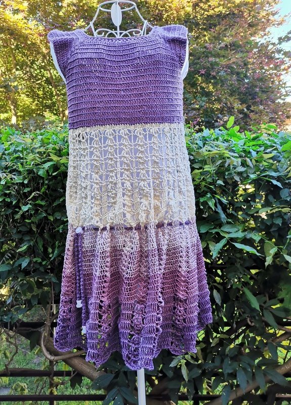 Sommerhäkelkleid VIOLETTA (Gr. S/M, L/XL)