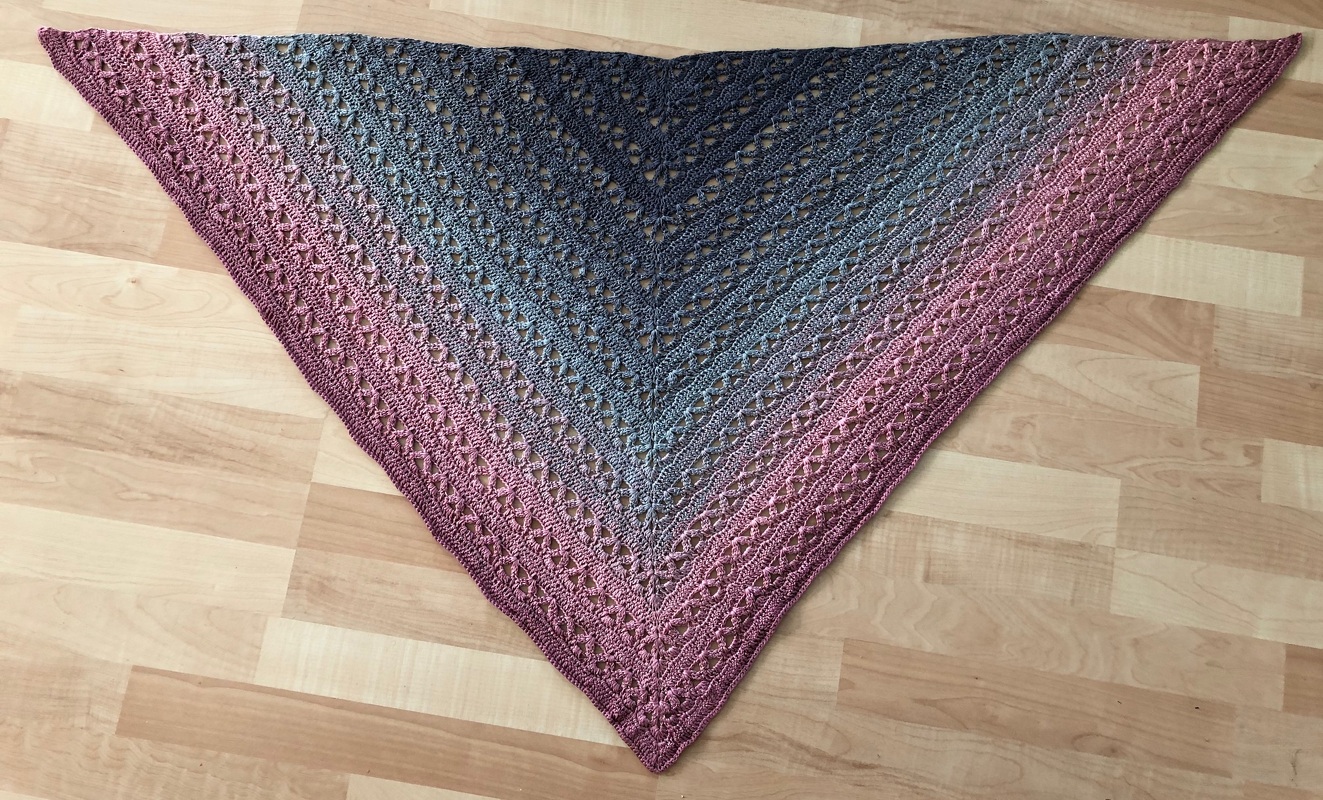 Häkelanleitung Dreieckstuch Lavendelblüte