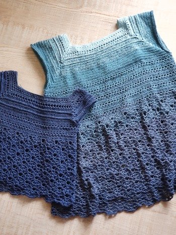 Größtenteils war es sehr einfach diese Tunika zu häkeln und da sie so schön aussieht hab ich aus den Resten noch eine für meine Tochter gemacht.