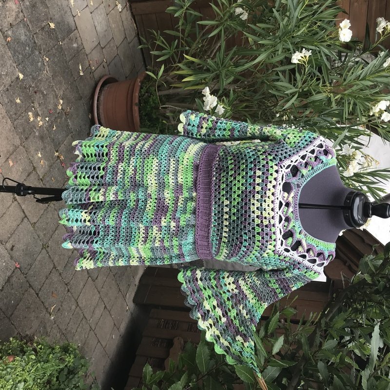 Sommerkleid mit Fledermausärmel