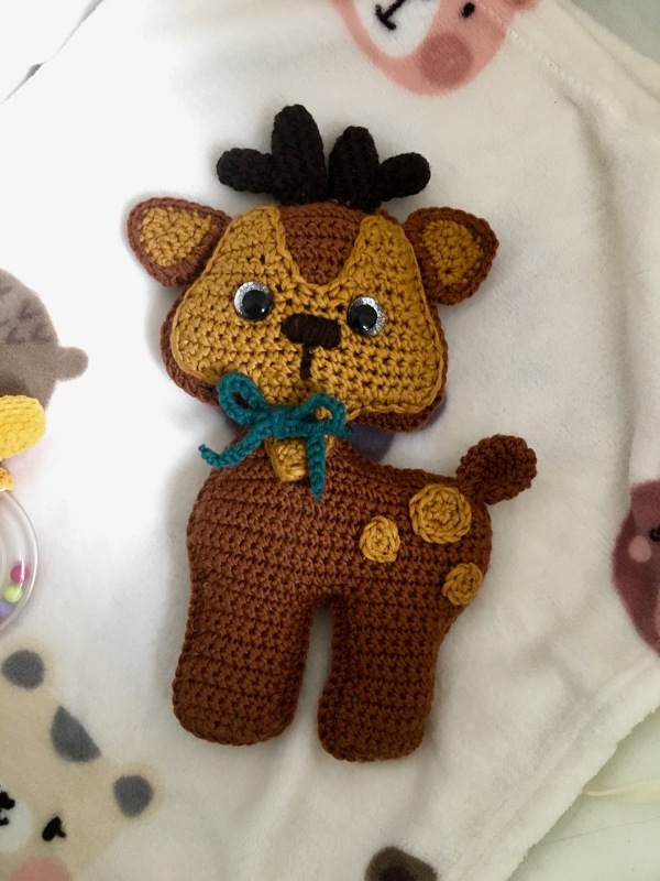 Niedliche Rehe häkeln