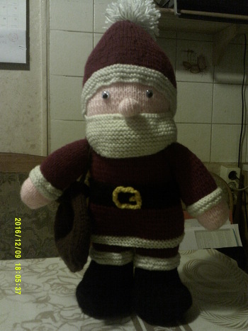 Mein Ergebnis vom gestrickten Weihnachtsmann