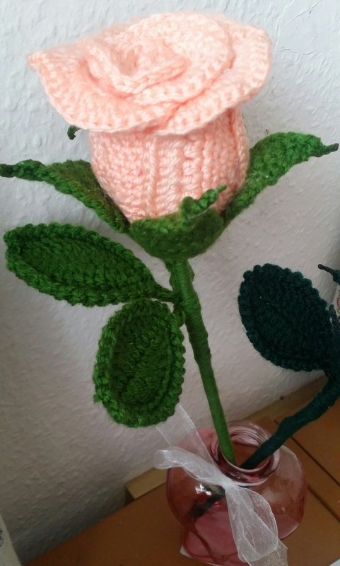 Schöne Große Rosen - Häkelanleitung