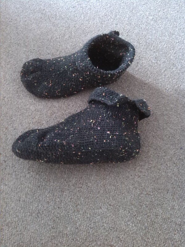 Häkelanleitung Hausschuhe, Hausbooties in Gr. 36/37, 38/39, 40/41 und 42/43