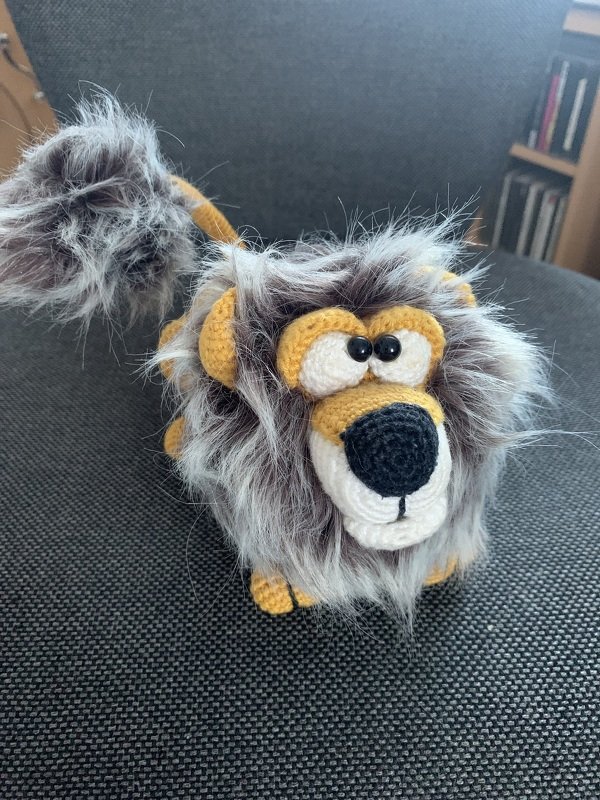 Häkelanleitung Löwe Charlie