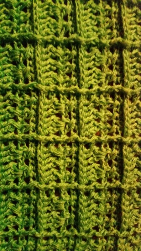 "Lútha 1.0" bezauberndes Dreieckstuch / Häkeltuch