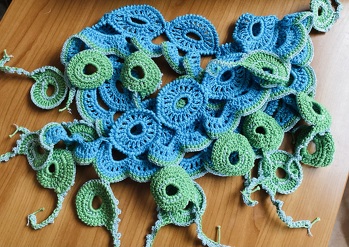 Schwurbelchen ist fertig und hat Spaß gemacht. Ein Teil zum entspannen …..toll beschrieben….