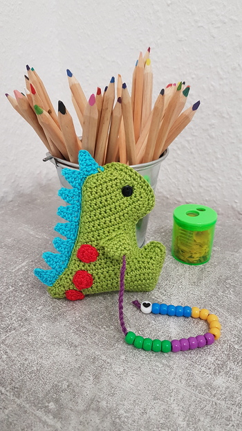 eine sehr gute Anleitung. bei mir ist es ein Rechendino geworden zur Einschulung.