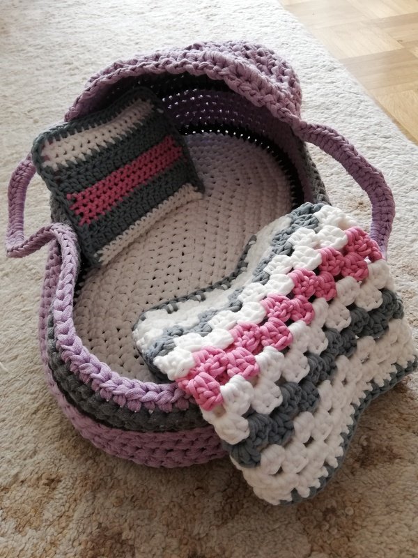 Häkelanleitung Puppentragetasche mit Babydecke &amp; Kissen