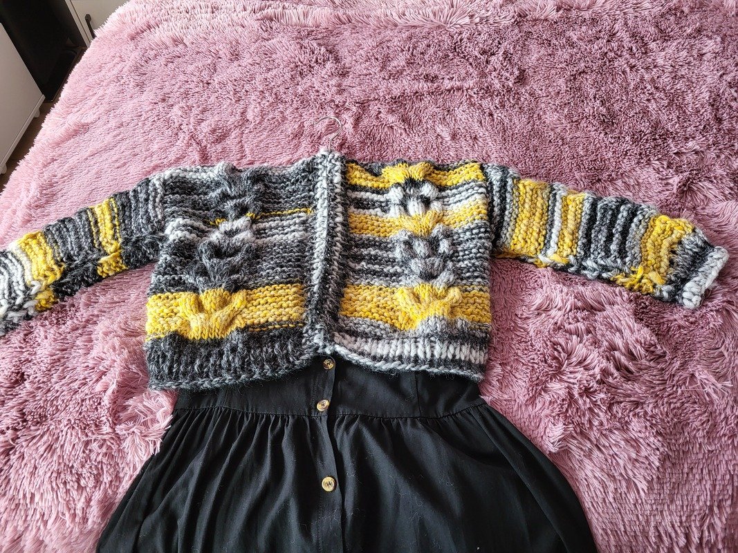 Strickanleitung  - Jacke - Cable Cardigan - No.197