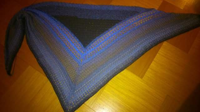 Häkelanleitung Tuch // Dreieckstuch // Halstuch Karma