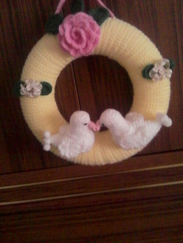 Häkelanleitung: Türkranz Herz mit Tauben