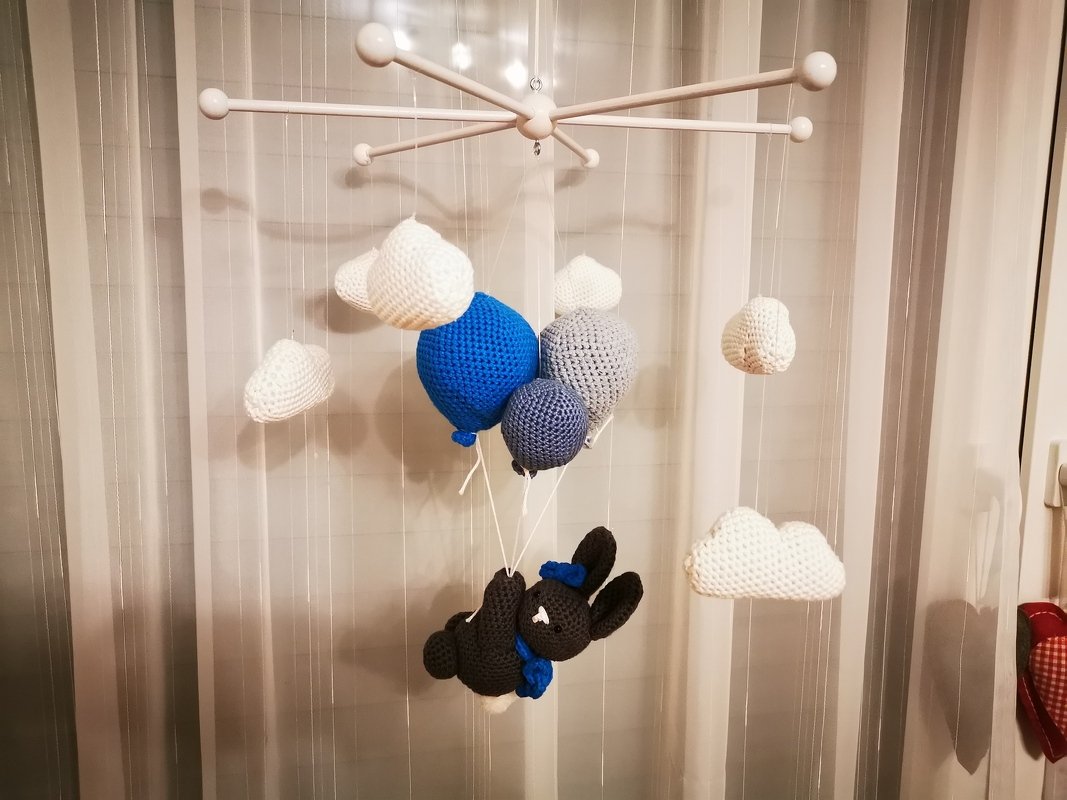Häkelanleitung Babymobile &quot;Dream&quot; mit Hase, Ballons und Wolken