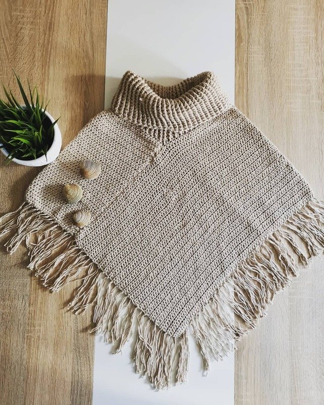 Kinderponcho Emma Größe 128/134