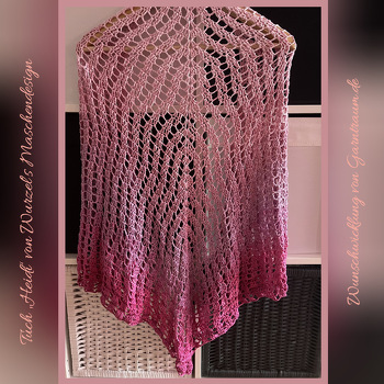 Auf dem Bild kommt das tolle Muster leider nicht so gut rüber, aber es ist ein sehr, sehr schönes Tuch, was beim Häkeln viel Spaß gemacht.